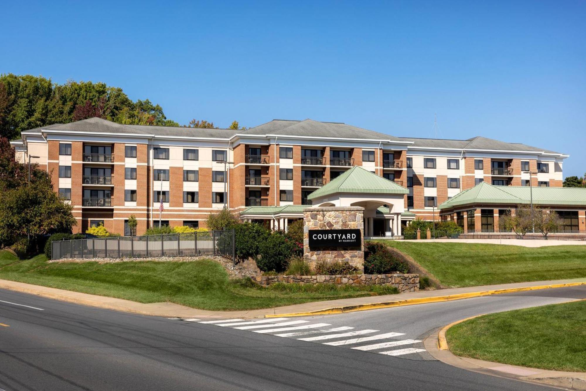 Courtyard By Marriott Newark-University Of Delaware Exterior foto